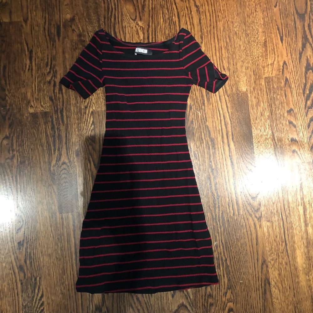 REFORMATION BODYCON T SHIRT DRESS